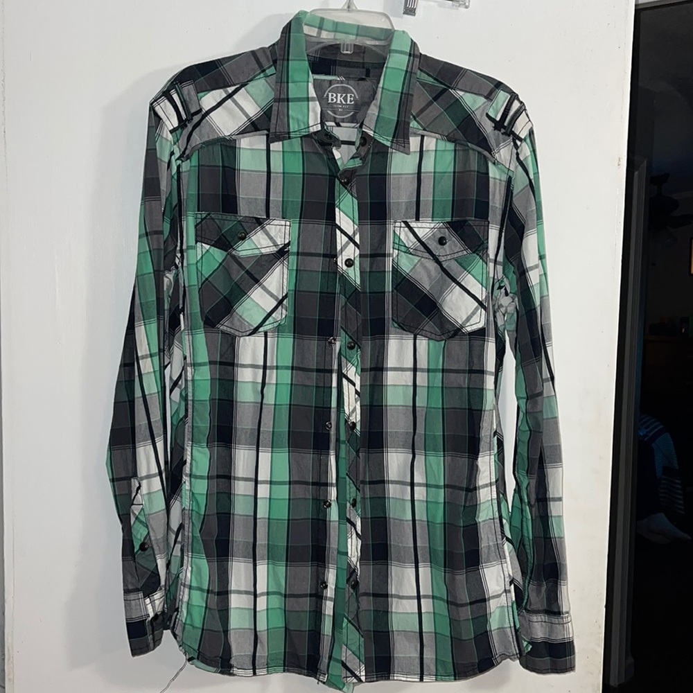 Men’s BKE long sleeve button down slim fit